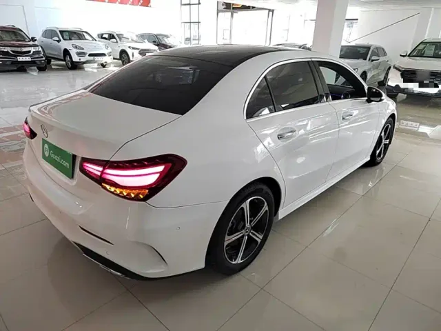Mercedes-Benz A-Class — Фото автомобиля 6