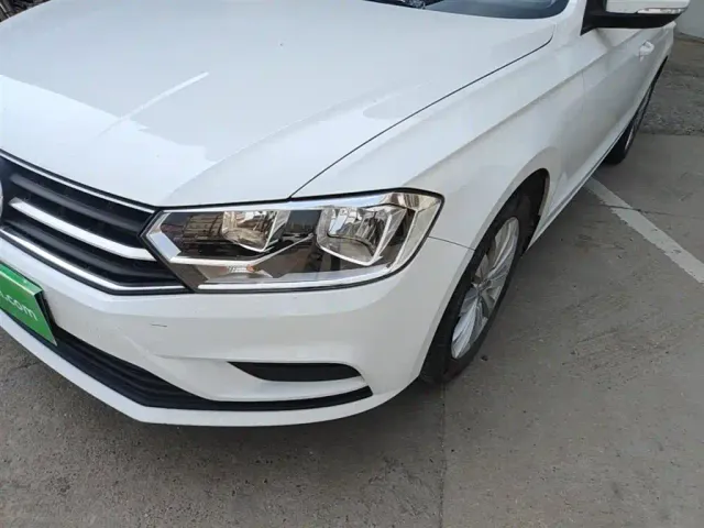 Volkswagen Bora — Фото автомобиля 23