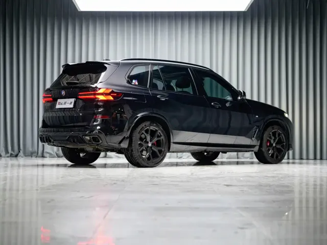 BMW X5 — Фото автомобиля 10