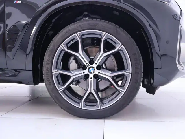 BMW X5 — Фото автомобиля 6