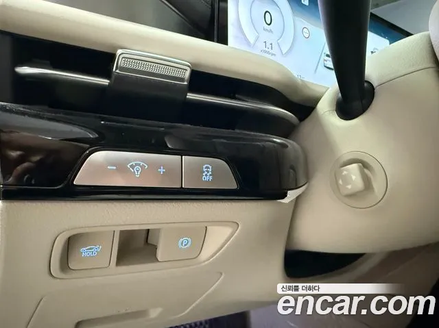 Genesis G80 Бензин 2.5 турбо AWD — Фото автомобиля 18