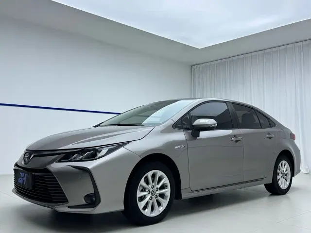 Фотография автомобиля — Toyota Corolla