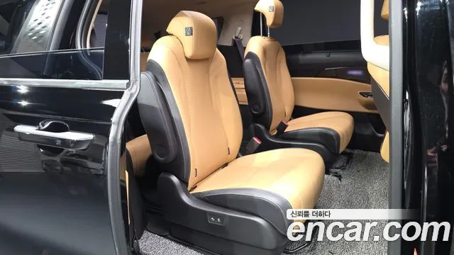 Kia Carnival 4th Gen — Фото автомобиля 18