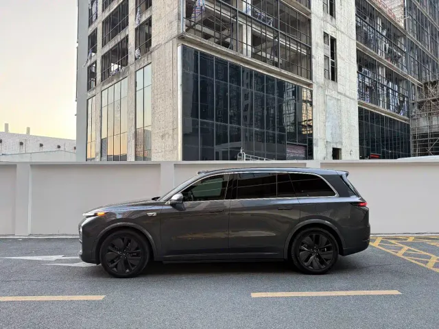 Li Auto L9 — Фото автомобиля 3