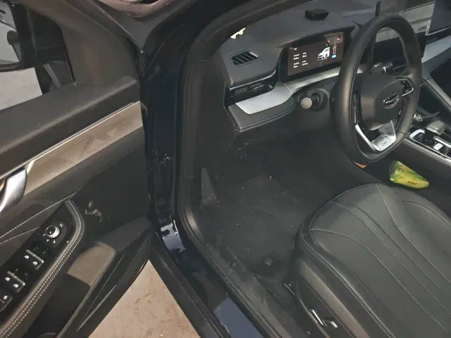 Geely Xingrui — Фото автомобиля 12