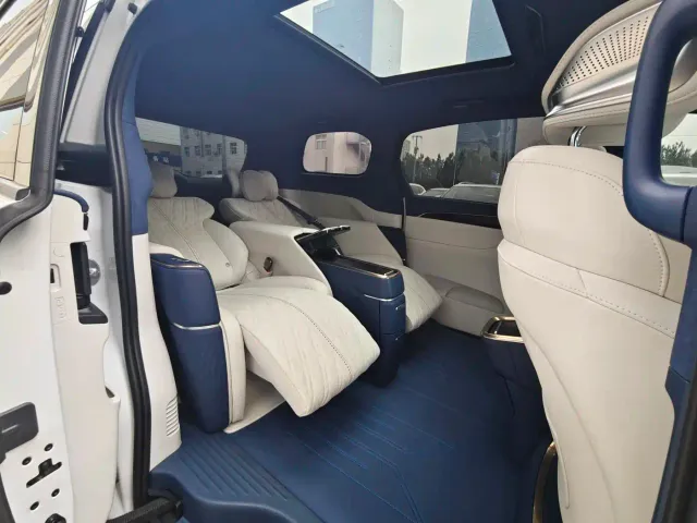 Buick Buick GL8 2023 Avenir 4-Seater Luxury Edition — Фото автомобиля 20