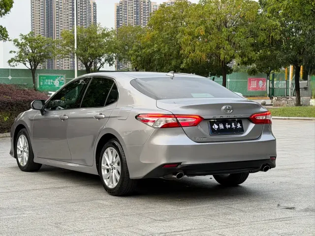 Toyota Camry — Фото автомобиля 21