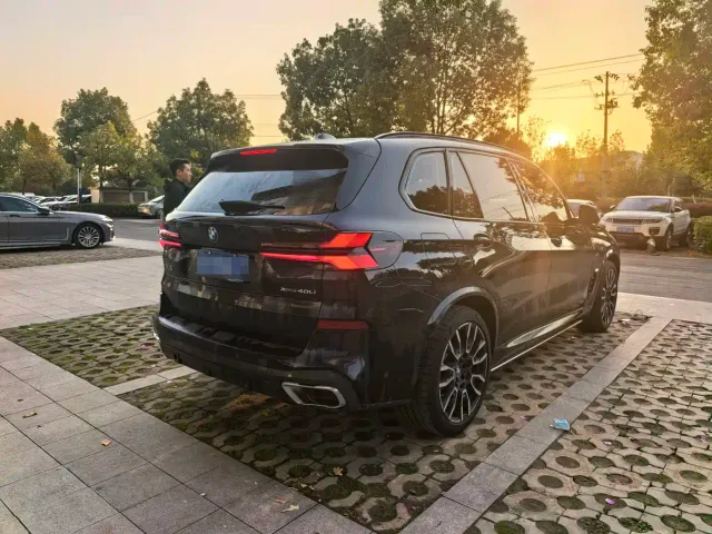 BMW X5 — Фото автомобиля 9