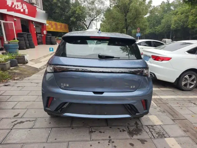 BYD Dolphin — Фото автомобиля 5