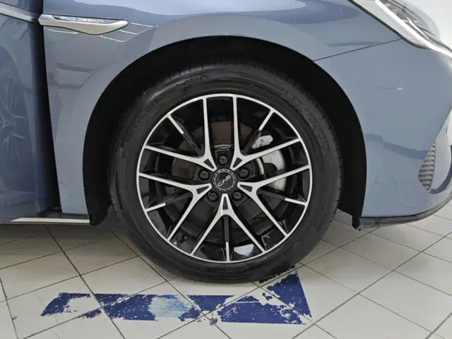 BYD Seal — Фото автомобиля 6