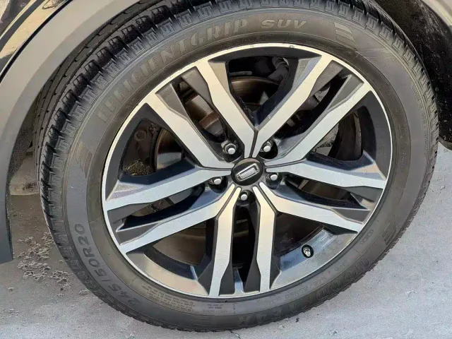 Bestune T99 — Фото автомобиля 10
