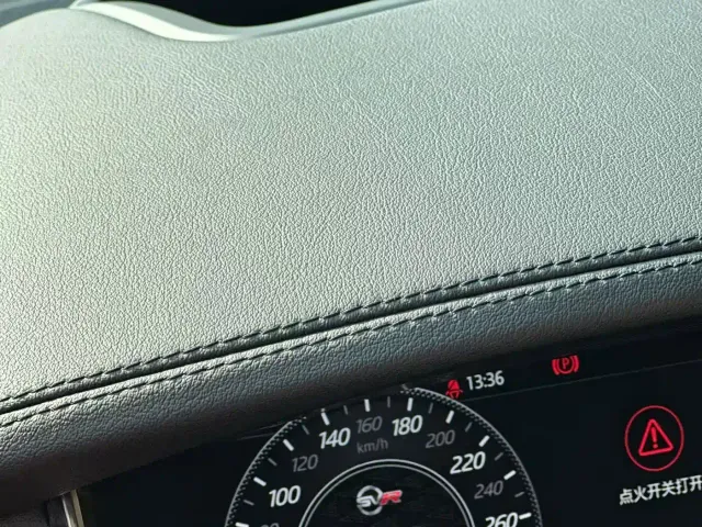 Land Rover Range Rover Sport — Фото автомобиля 8