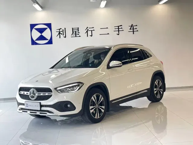 Фотография автомобиля — Mercedes-Benz GLA-Class