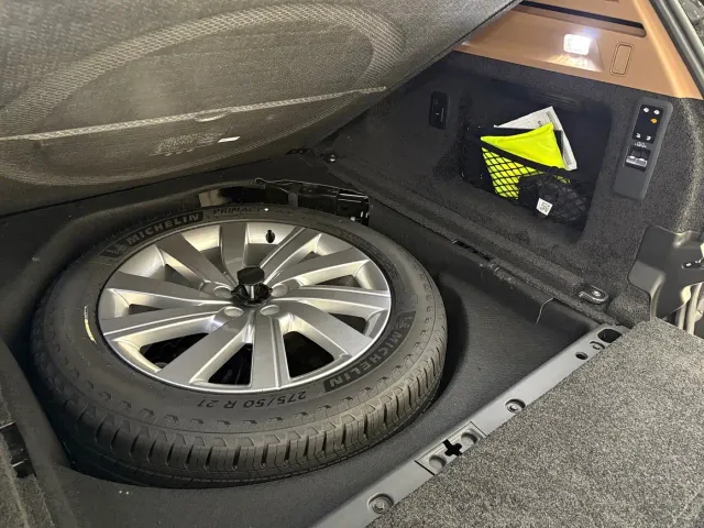 Land Rover Range Rover — Фото автомобиля 22