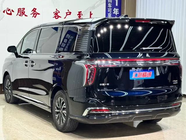 Hongqi HQ9 PHEV — Фото автомобиля 4