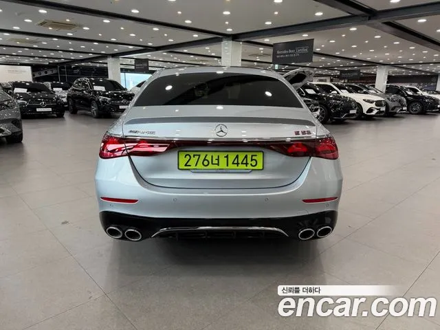 Mercedes-Benz E-Class — Фото автомобиля 7