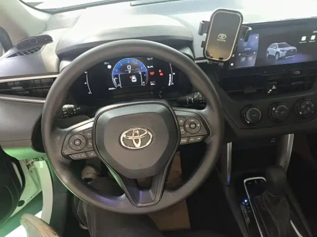 Toyota Corolla Cross — Фото автомобиля 10