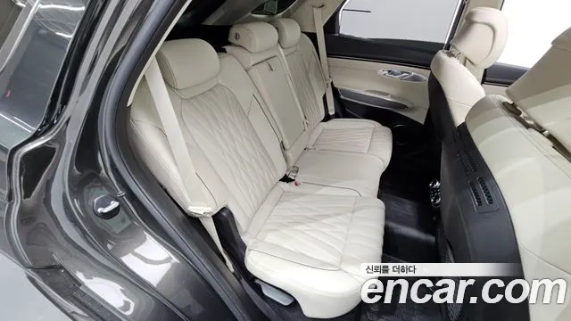 Genesis GV70 — Фото автомобиля 18