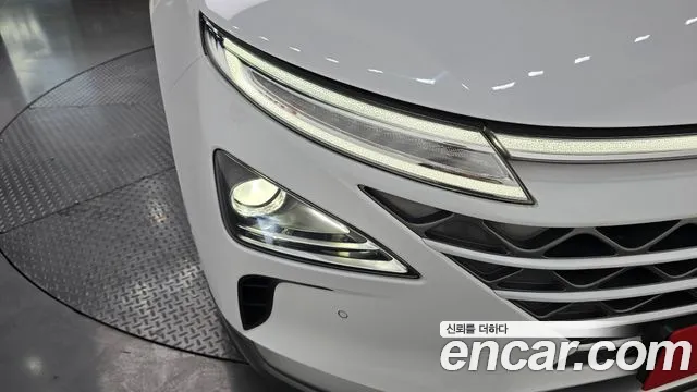 Hyundai Nexo Nexo Premium — Фото автомобиля 15