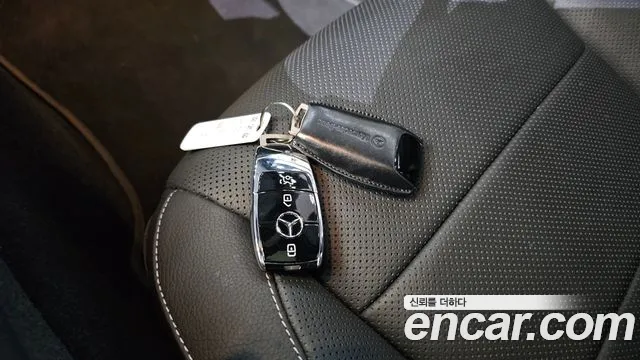 Mercedes-Benz E-Class W213 — Фото автомобиля 24