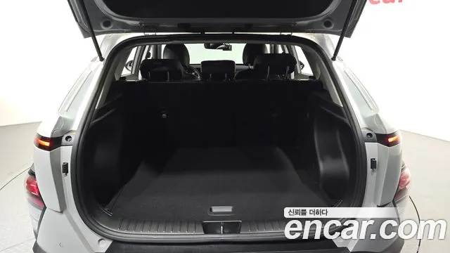 Hyundai Kona SX2 — Фото автомобиля 17
