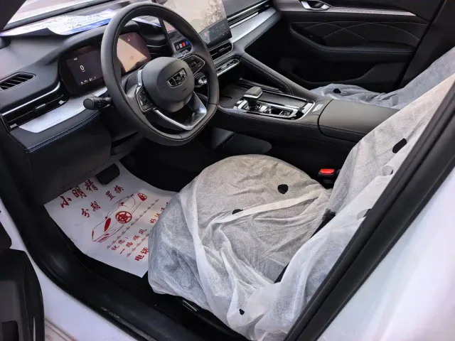 Geely Xingrui — Фото автомобиля 4