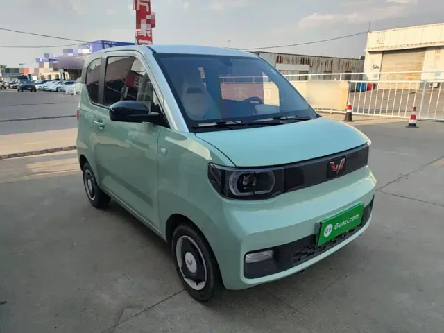 Wuling Hongguang Mini EV — Фото автомобиля 3