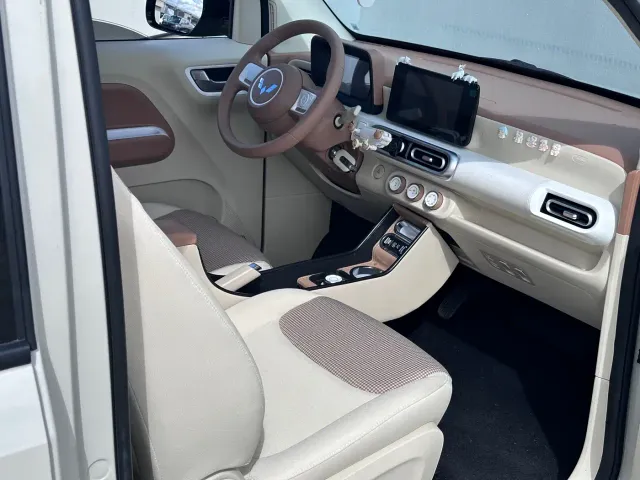 Wuling Hongguang Mini EV — Фото автомобиля 4