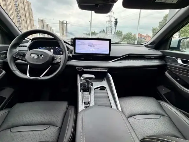 Geely Xingrui — Фото автомобиля 10