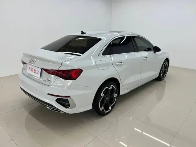 Audi A3 — Фото автомобиля 4