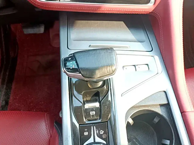 Changan CS75 Plus — Фото автомобиля 13