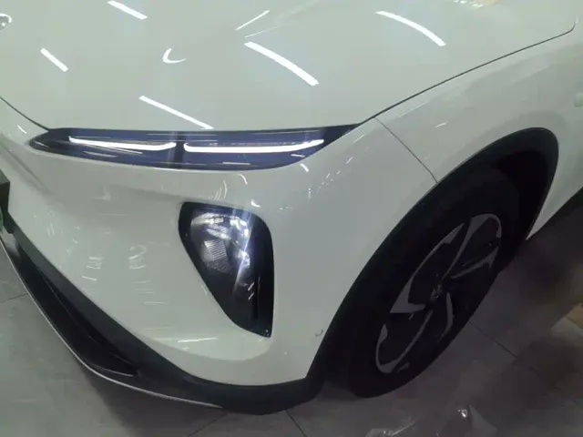Nio ES6 — Фото автомобиля 23