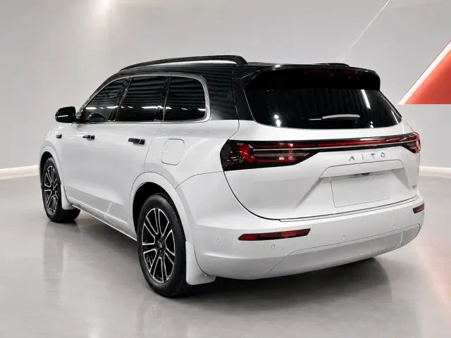 Aito M7 — Фото автомобиля 4