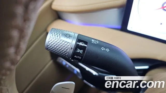 Genesis G80 Бензин 2.5 турбо AWD — Фото автомобиля 16