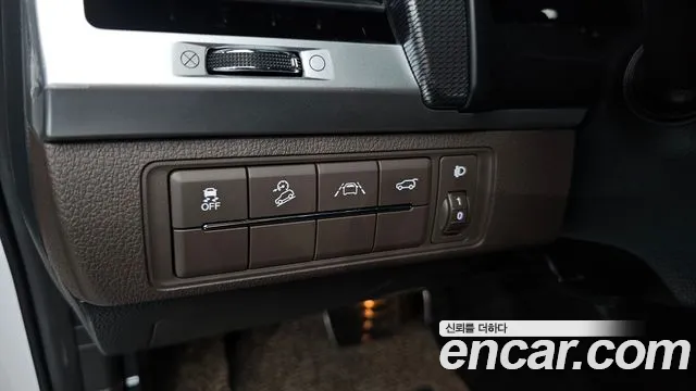 KG_Mobility_Ssangyong Rexton All Rexton Дизель 2.2 4WD — Фото автомобиля 19