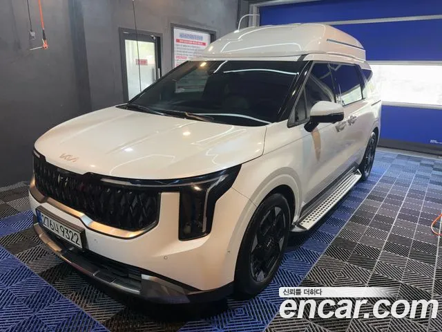 Kia Canival Новый Carnival 4 поколение Бензин 7 мест Hi-Limousine — Фото автомобиля 3