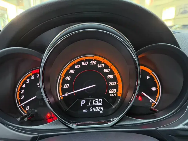 Toyota YARiS L Zhi Xuan — Фото автомобиля 12