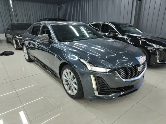 Cadillac CT5 — Фото автомобиля 3