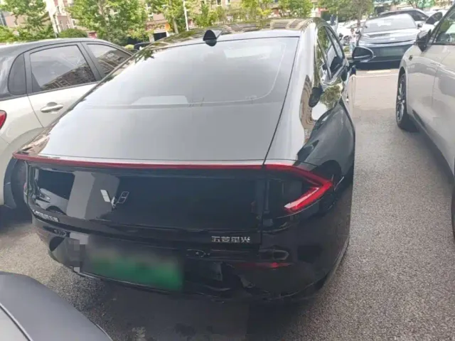 Wuling Starlight — Фото автомобиля 5