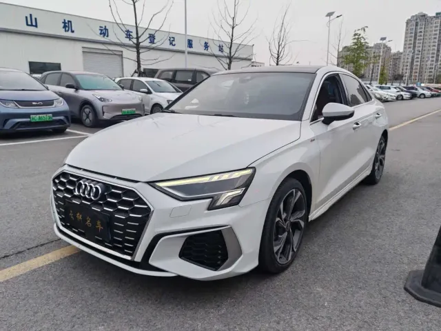 Фотография автомобиля — Audi A3