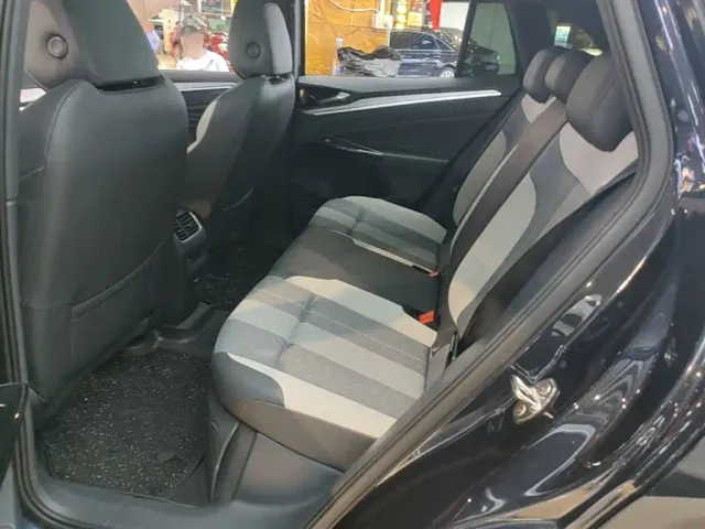 Volkswagen ID.4 Crozz — Фото автомобиля 16