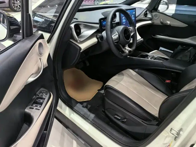 BYD Dolphin — Фото автомобиля 15