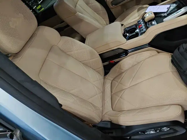 BYD FangChengBao Leopard 8 — Фото автомобиля 24