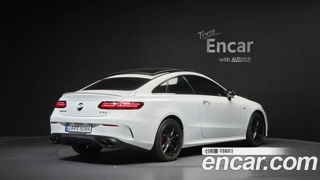Фотография автомобиля — Mercedes-Benz E-Class W213
