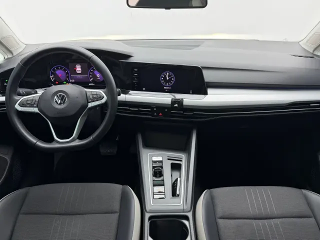 Volkswagen Golf — Фото автомобиля 10