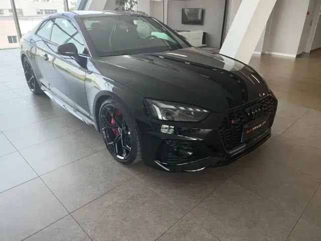 Фотография автомобиля — Audi RS 5
