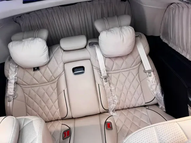 Mercedes-Benz V-Class — Фото автомобиля 14
