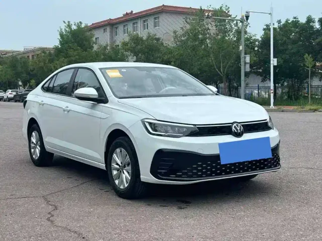 Volkswagen Lavida — Фото автомобиля 3