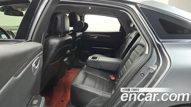 Renault Korea SM6 New — Фото автомобиля 17