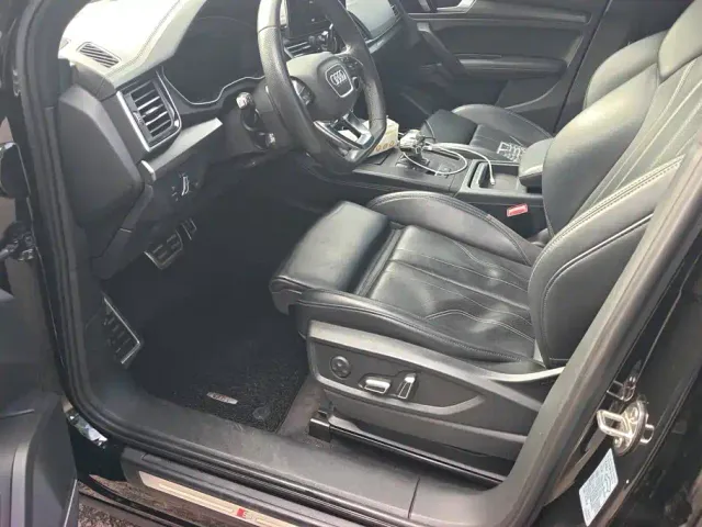 Audi Q5L — Фото автомобиля 9